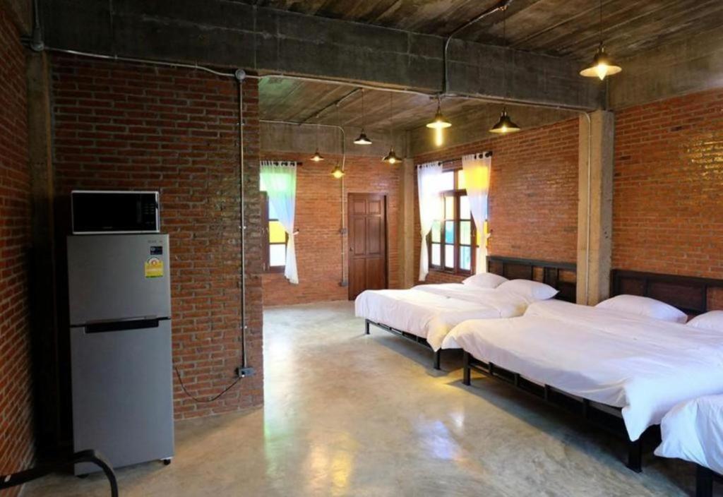 Oyo 1155 Bikers House And Enduro Tours Chiang Mai Hotel Exterior photo