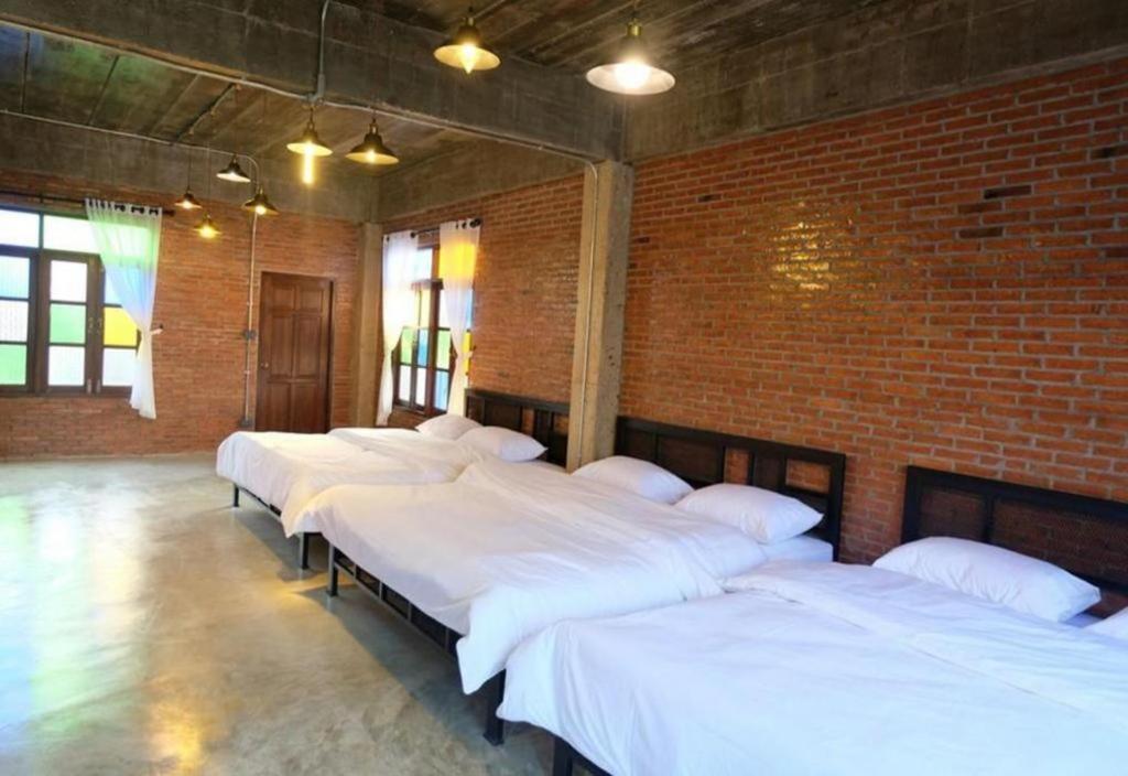 Oyo 1155 Bikers House And Enduro Tours Chiang Mai Hotel Exterior photo