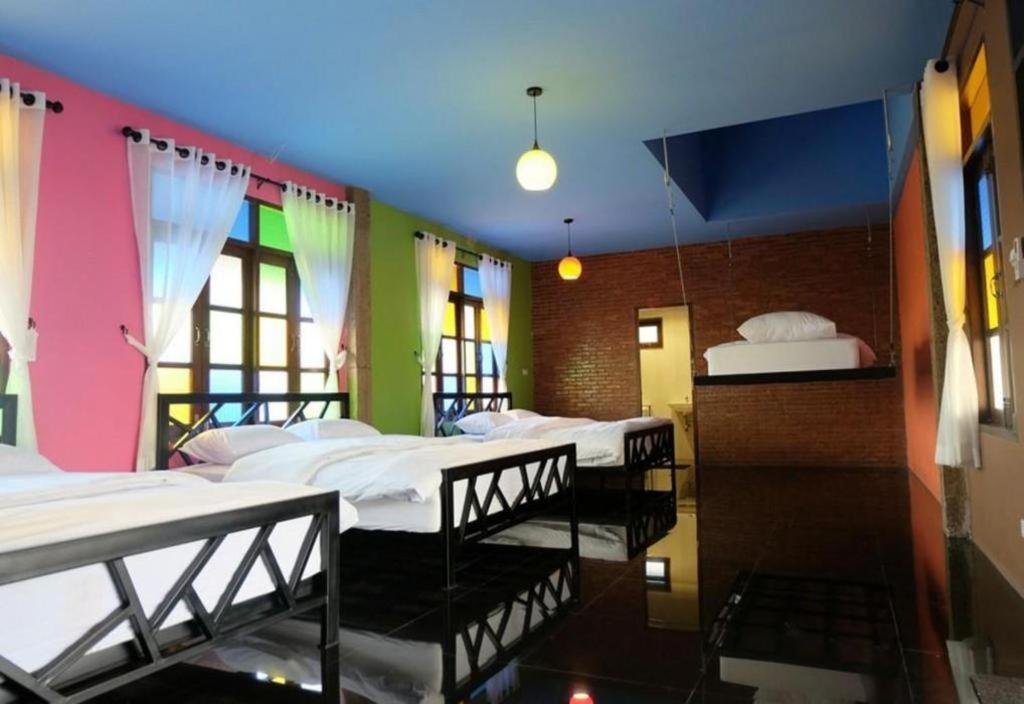 Oyo 1155 Bikers House And Enduro Tours Chiang Mai Hotel Exterior photo